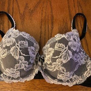 4/$15 Victoria's Secret Black and White Lace Bra Full-Coverage